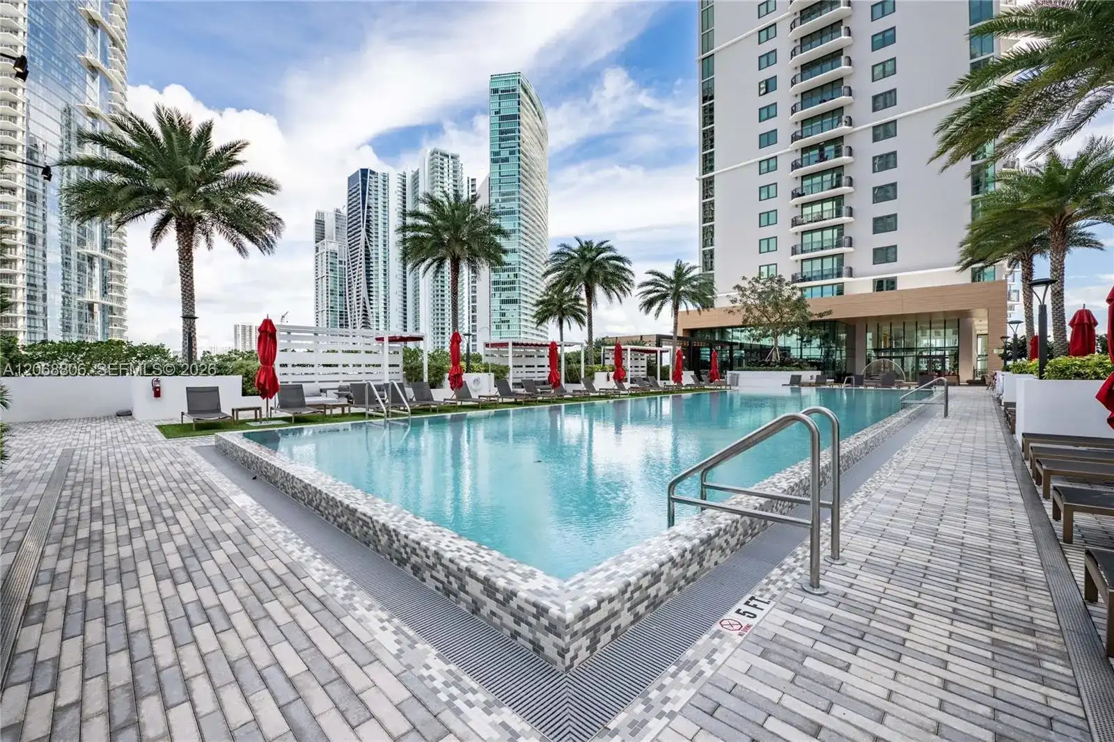 650 NE 2nd Ave # 4012, Miami FL 33132