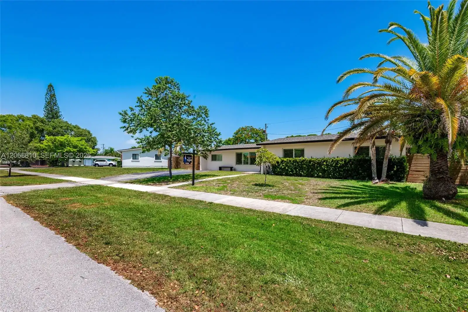 18145 SW 95th Ct, Palmetto Bay FL 33157
