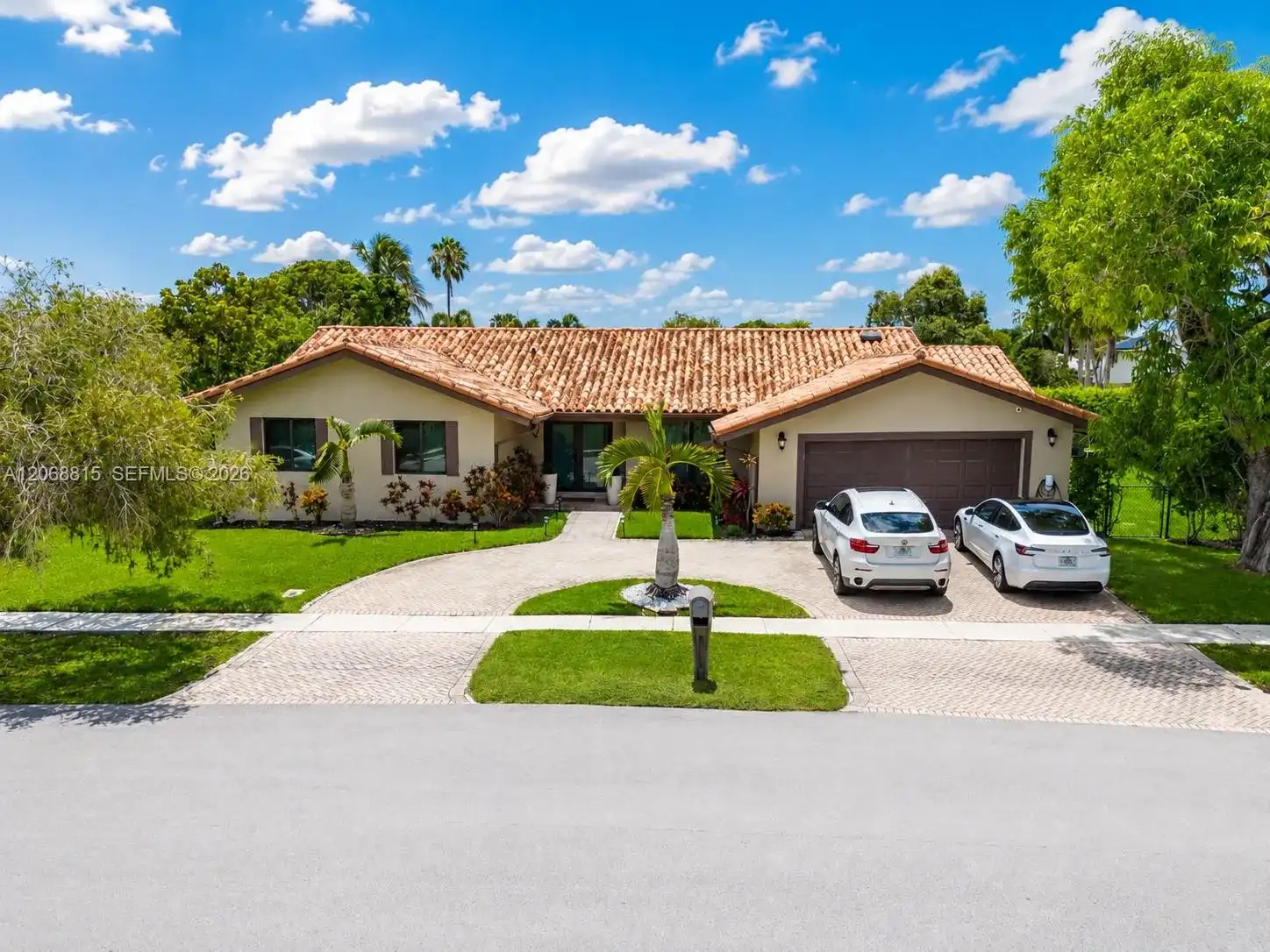 448 Sailboat Cir, Weston FL 33326
