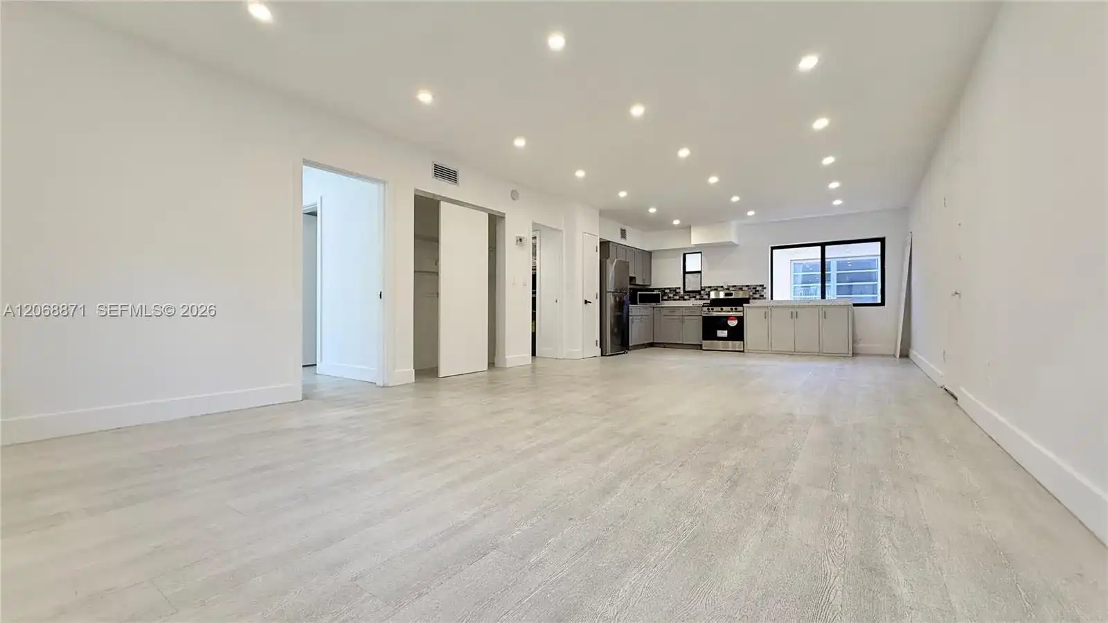 609 Lenox Ave # 4, Miami Beach FL 33139