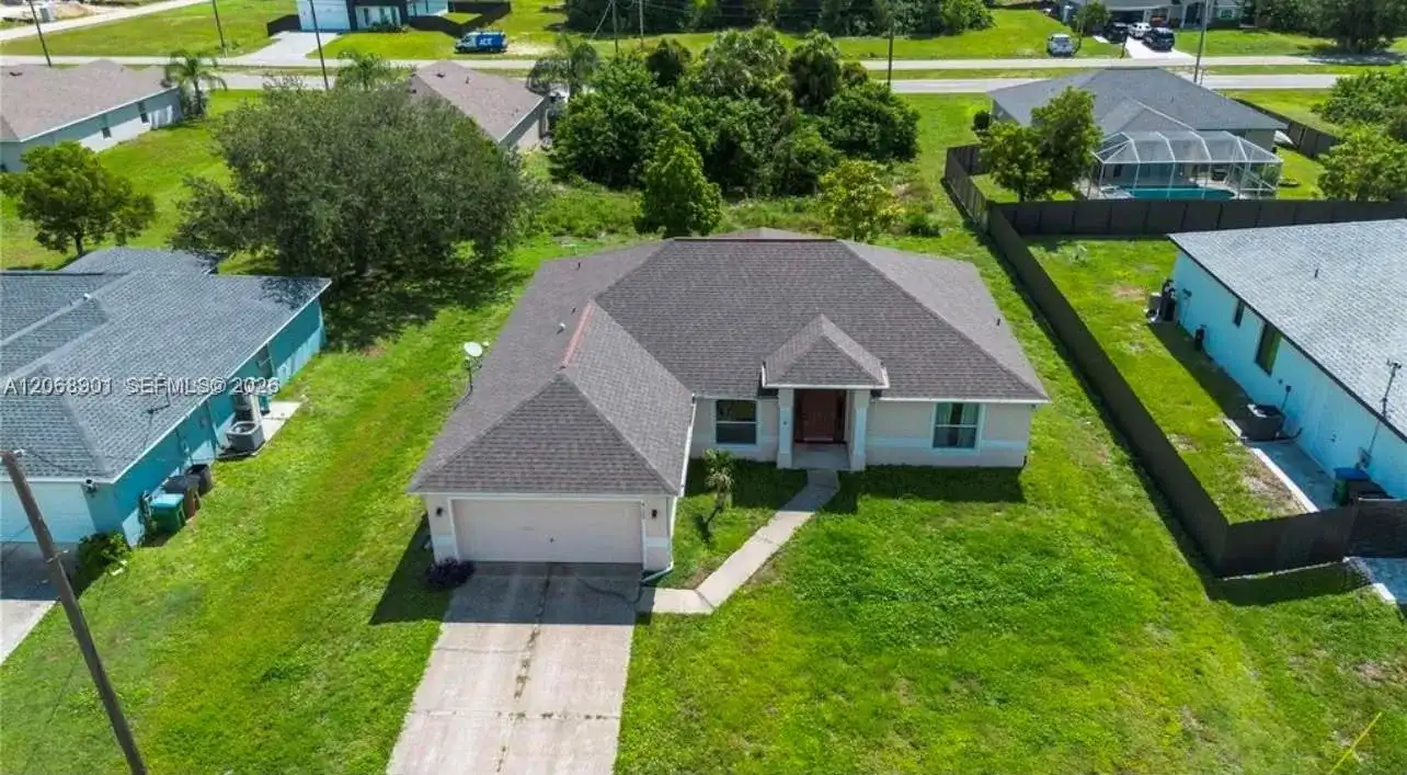 4129 NE 19TH PL, Cape Coral FL 33909