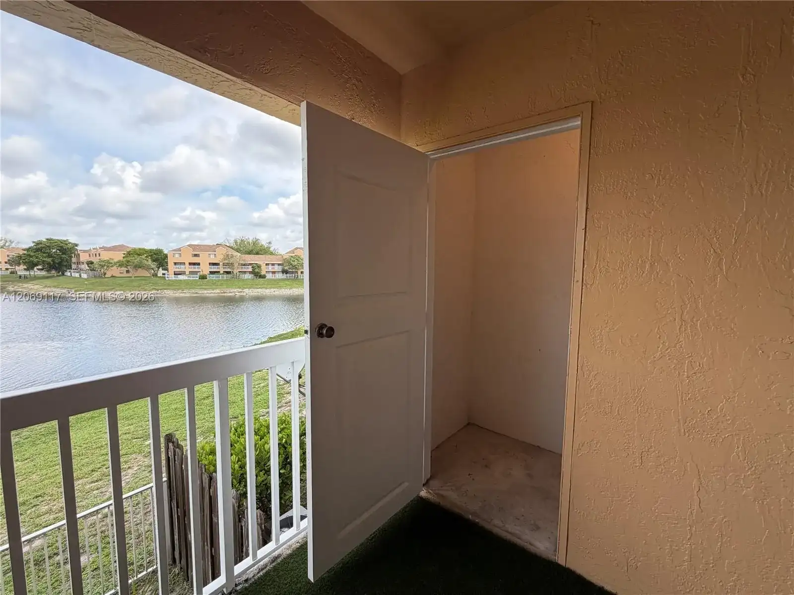 5200 NW 31st Ave # 217, Fort Lauderdale FL 33309
