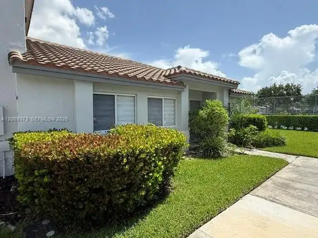 20861 NW 3rd Ln # 20861, Pembroke Pines FL 33029
