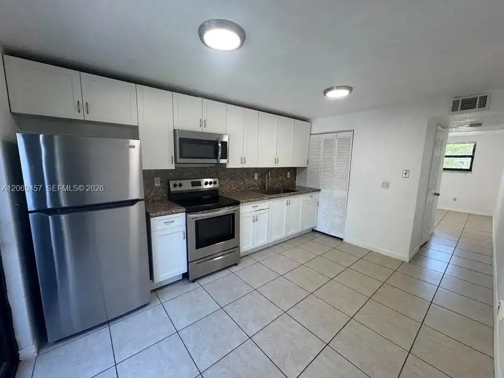 3011 SW 1st Ave # 10, Miami FL 33129