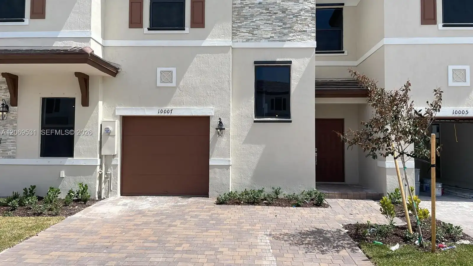 10007 SW 231 Ln, Miami FL 33190