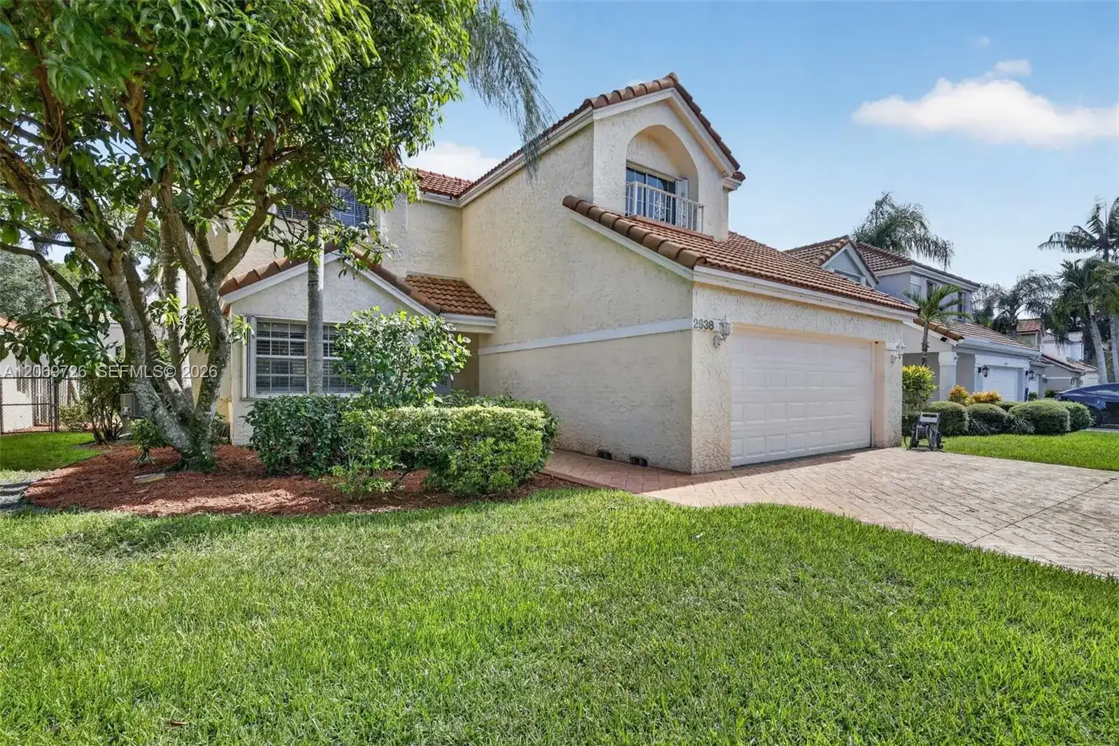 2638 Oak Park Cir, Davie FL 33328