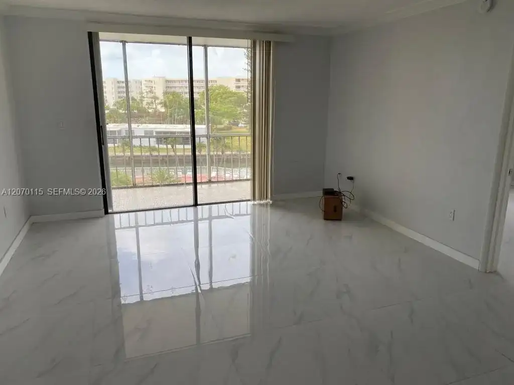 2859 Leonard Dr # G408, Aventura FL 33160