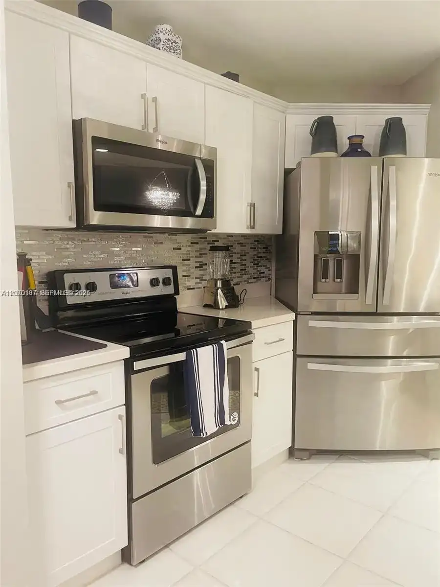 10551 W Broward Blvd # 111, Plantation FL 33324