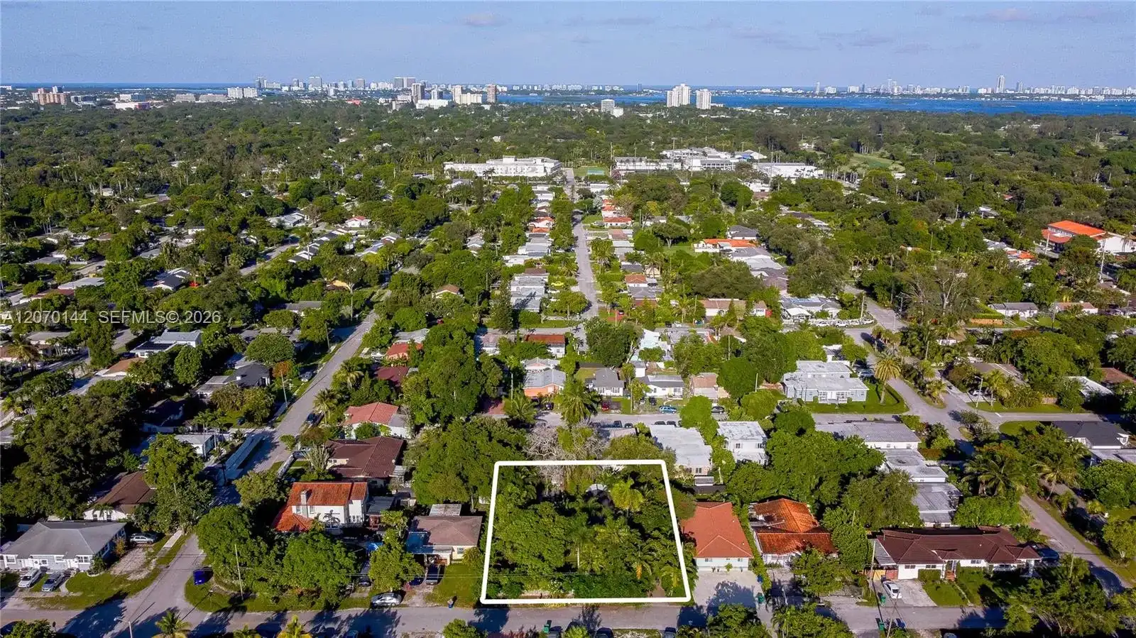 10901 NE 3rd Ave, Miami FL 33161