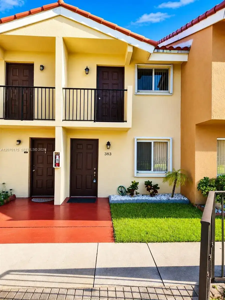550 NW 82nd Ct # 383, Miami FL 33126