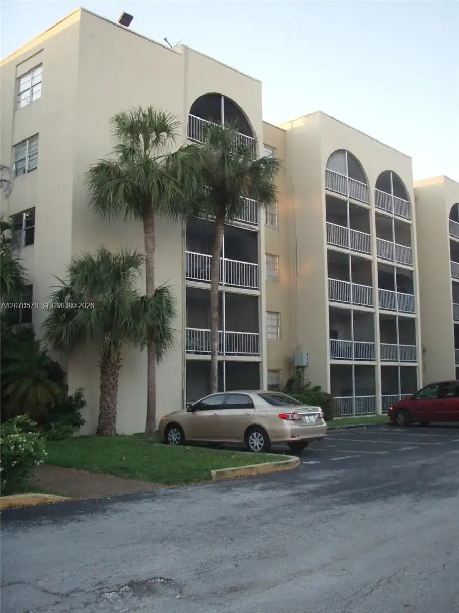 6980 NW 186th St # 522, Hialeah FL 33015