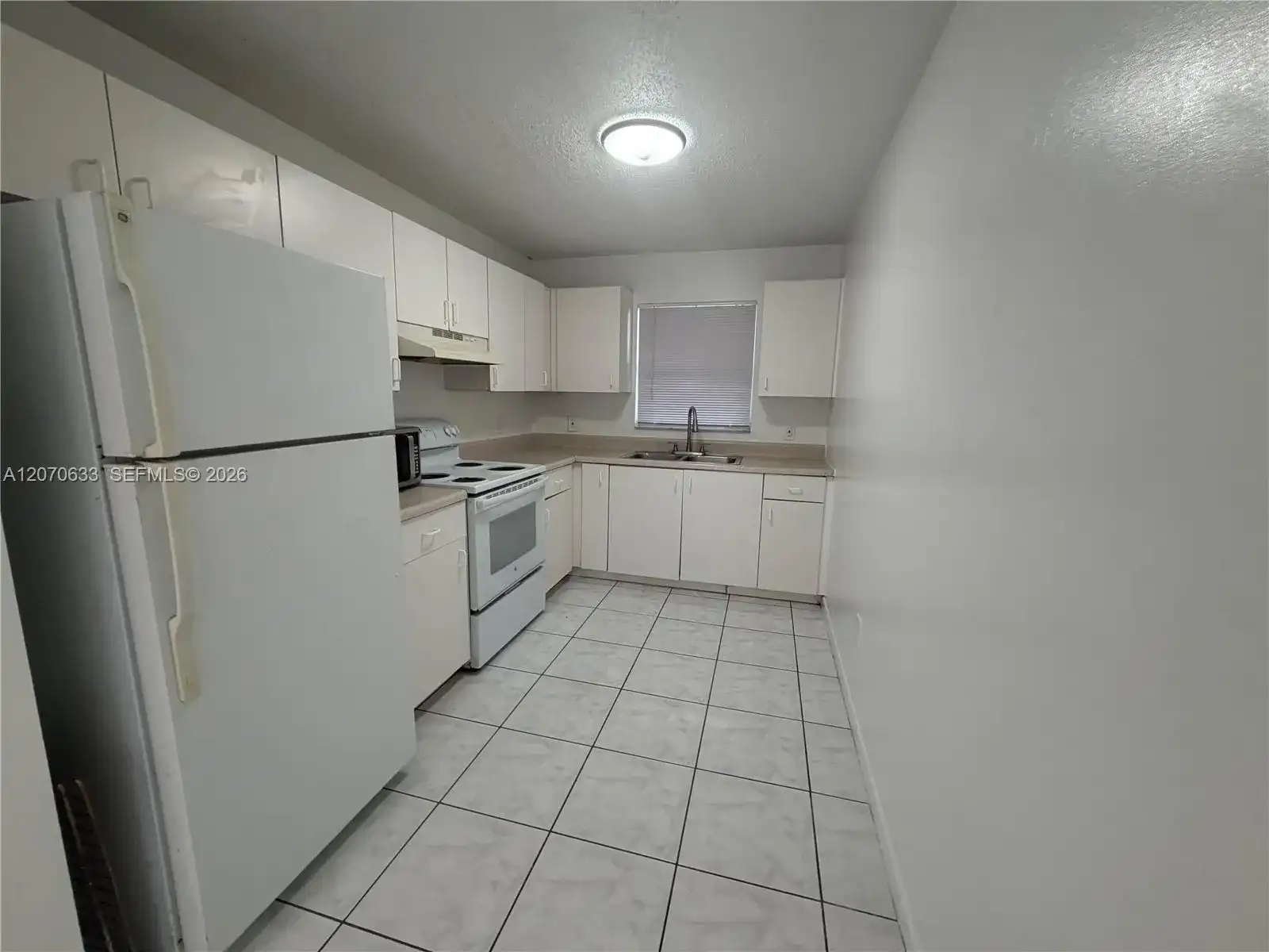 2224 Pierce St # 26, Hollywood FL 33020