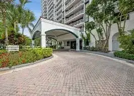 3640 Yacht Club Dr # 908, Aventura FL 33180