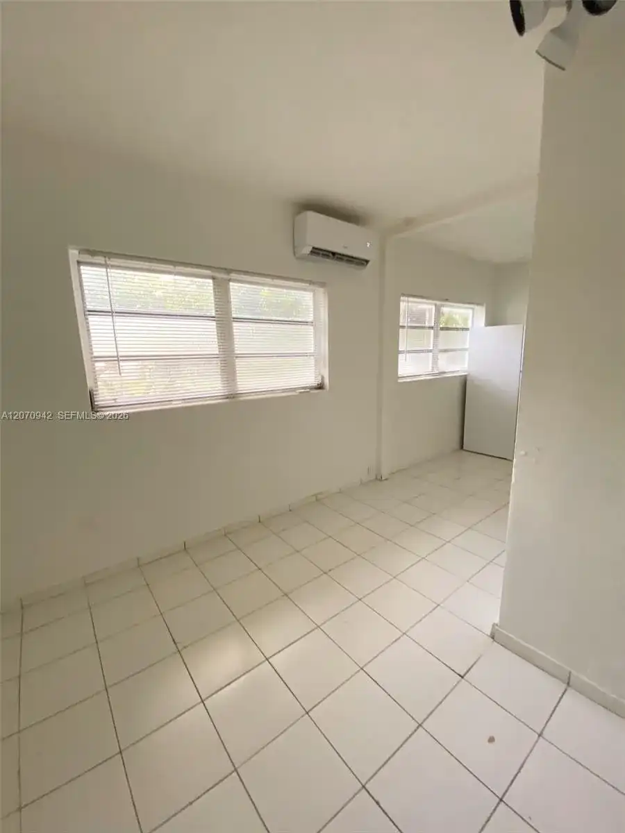 2612 Johnson St # 13, Hollywood FL 33020
