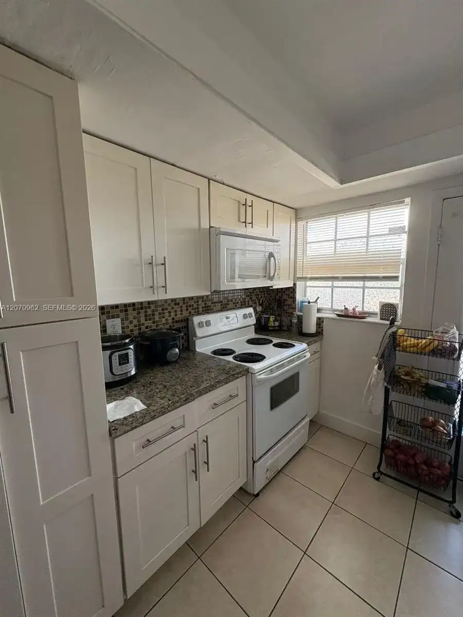 11840 NE 19th Dr # 14, North Miami FL 33181