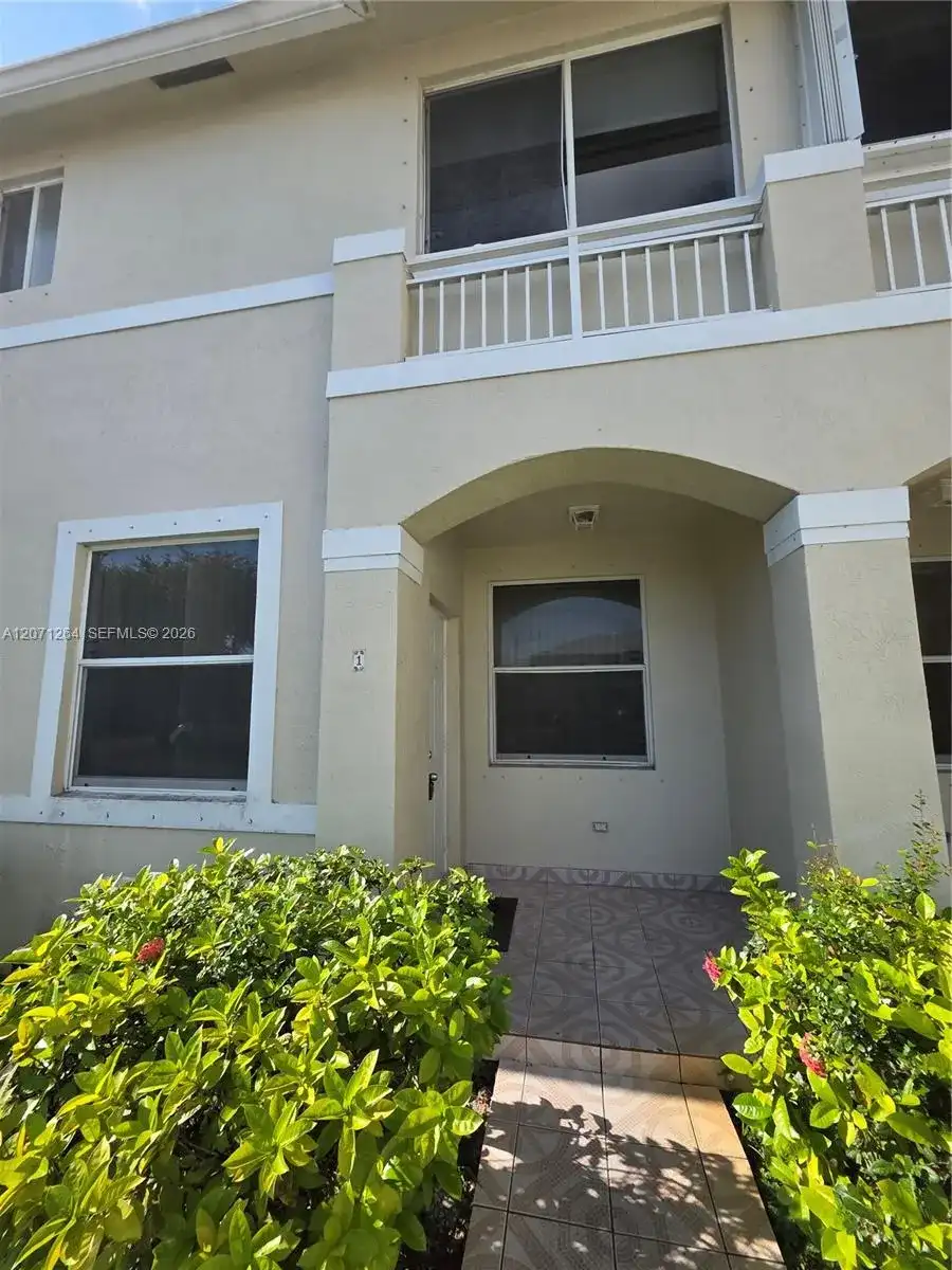 21250 NE 8th Pl # 1, Miami FL 33179