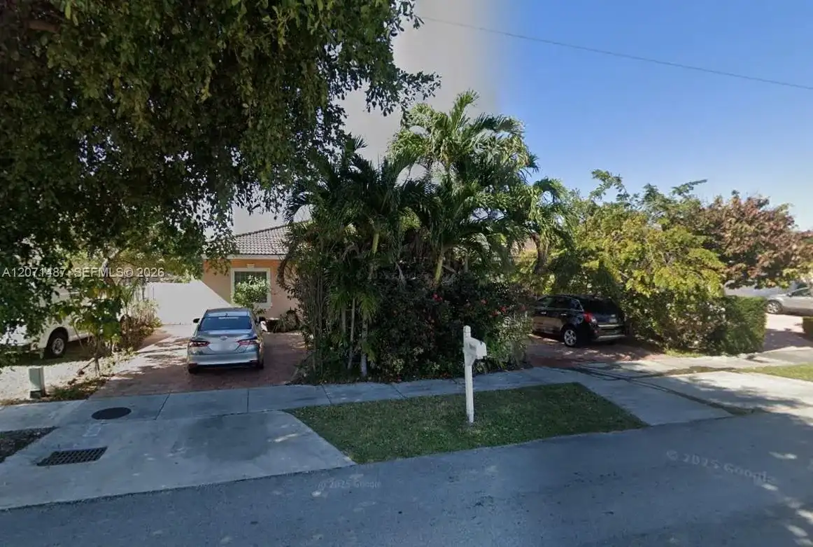 1220 SW 139th Ave, Miami FL 33184