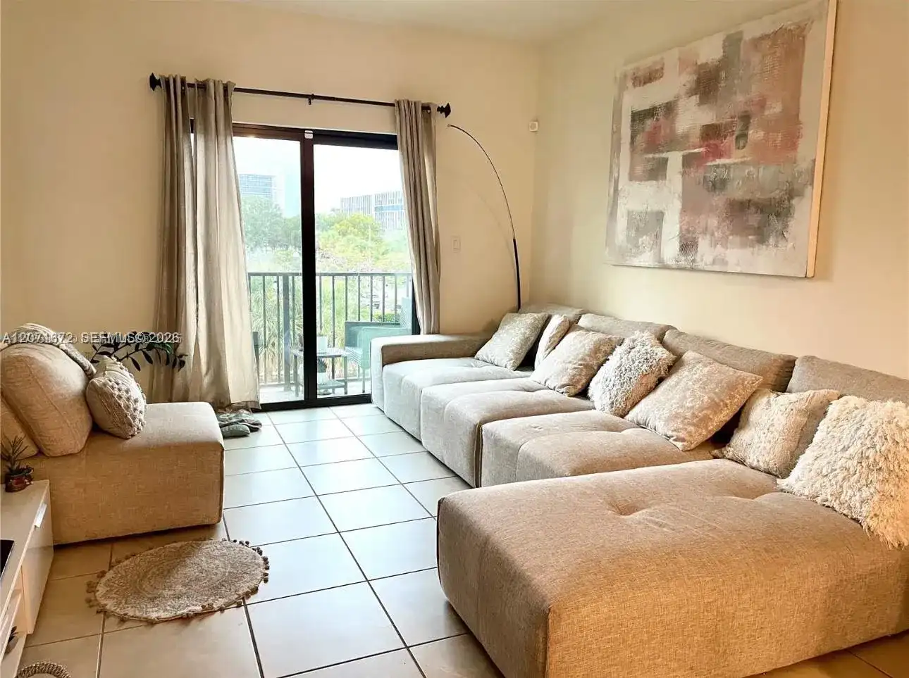 8201 NW 41st St # 302, Doral FL 33166