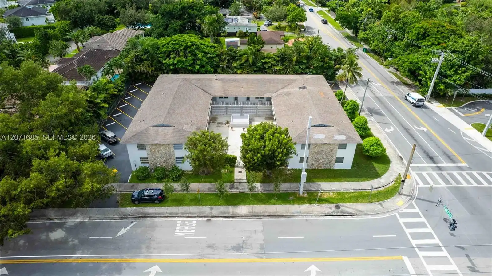 6650 Miller Dr # 19, South Miami FL 33155