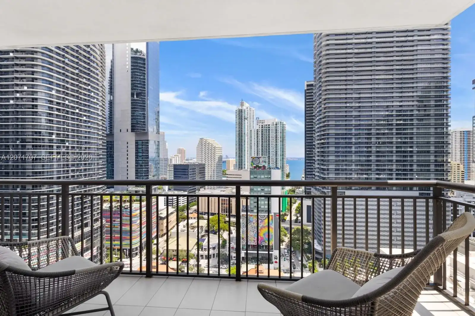 999 SW 1st Ave # 2502, Miami FL 33130