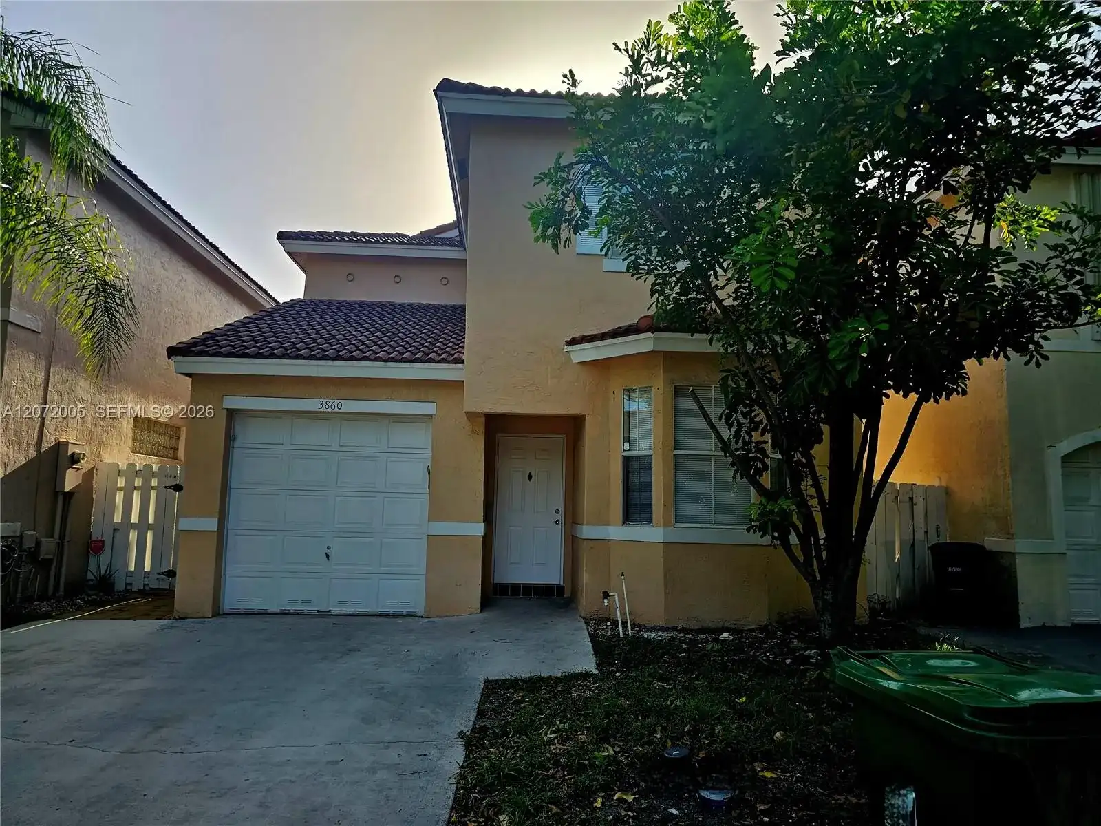 3860 Tree Tops Rd, Cooper City FL 33026