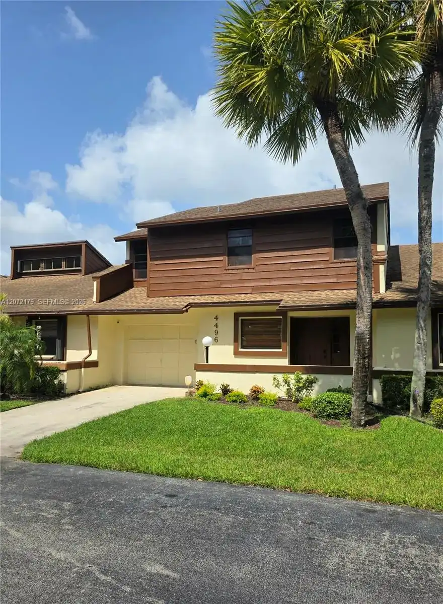 4496 Rende Ln, Lake Worth FL 33461