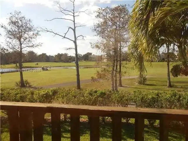 8117 Lagos De Campo Blvd # 2, Tamarac FL 33321