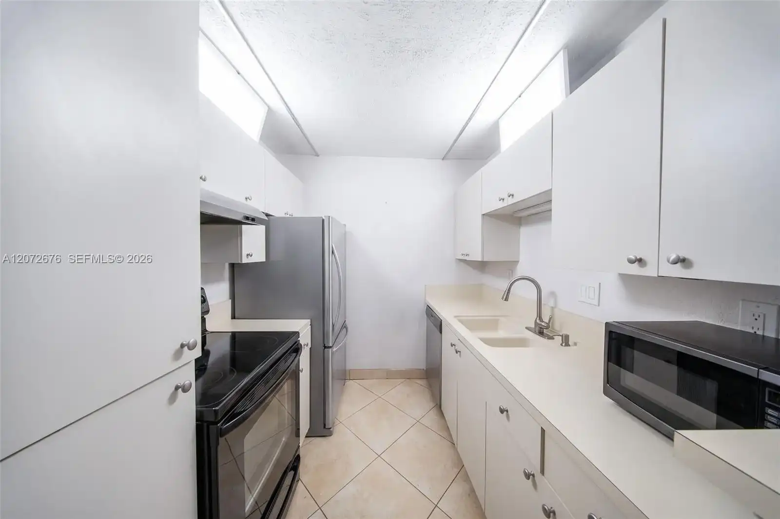 10826 N Kendall Dr # T13, Miami FL 33176