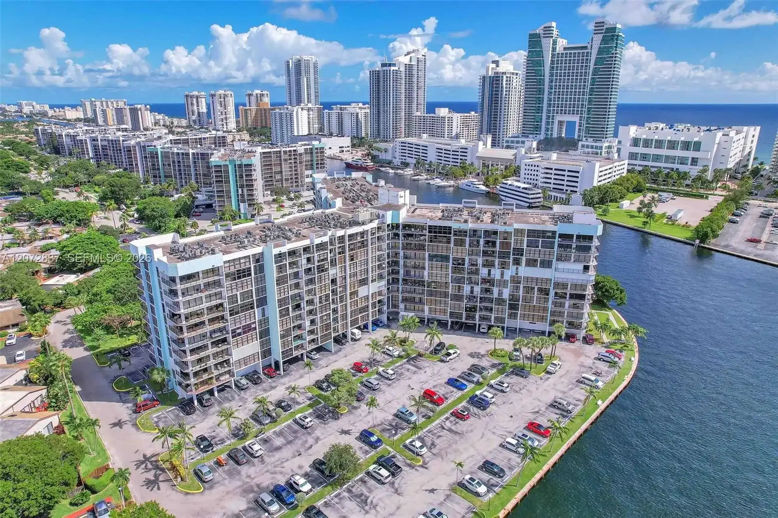 200 Leslie Dr # 818, Hallandale Beach FL 33009