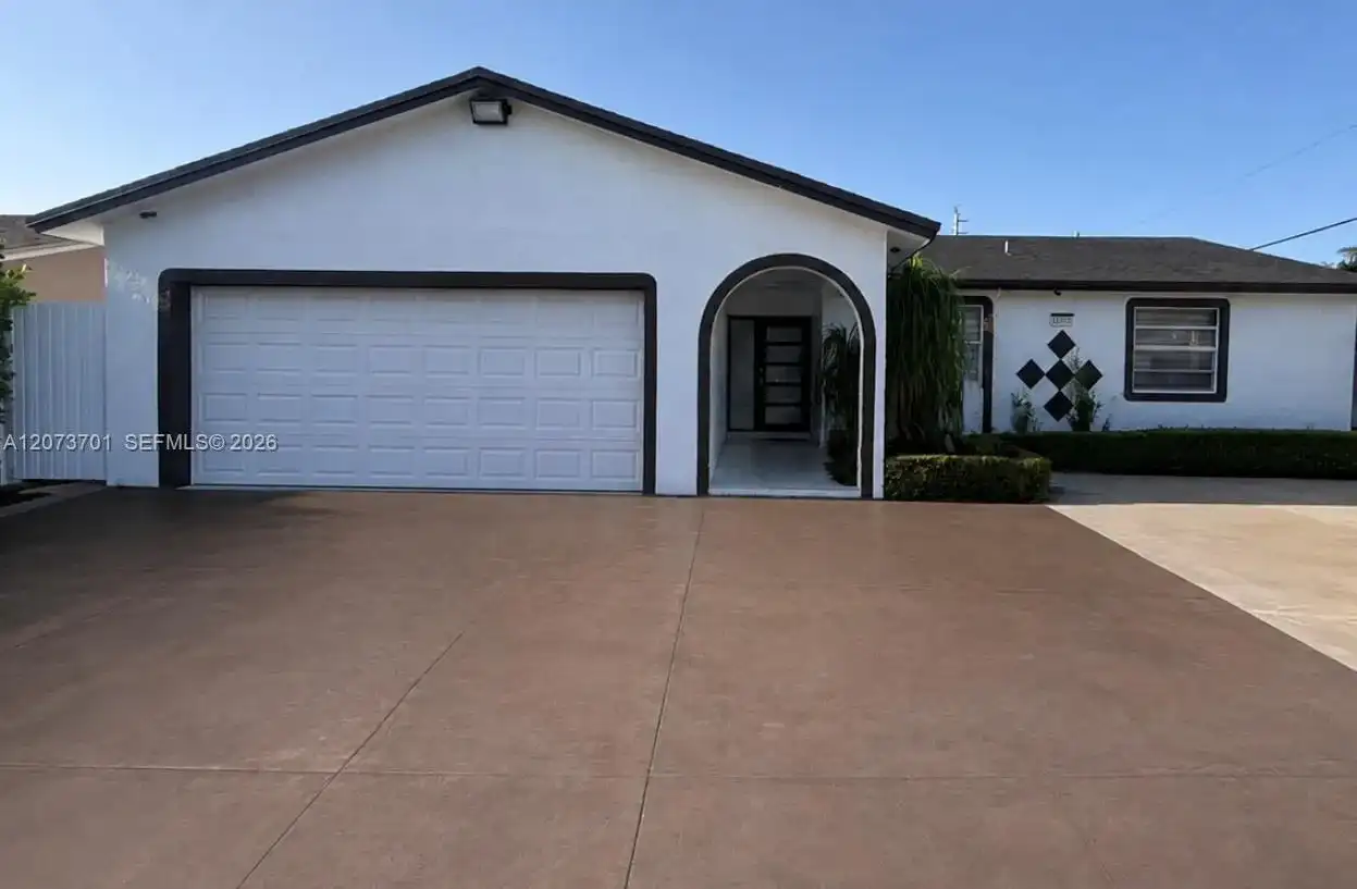13390 SW 257th Ter, Homestead FL 33032