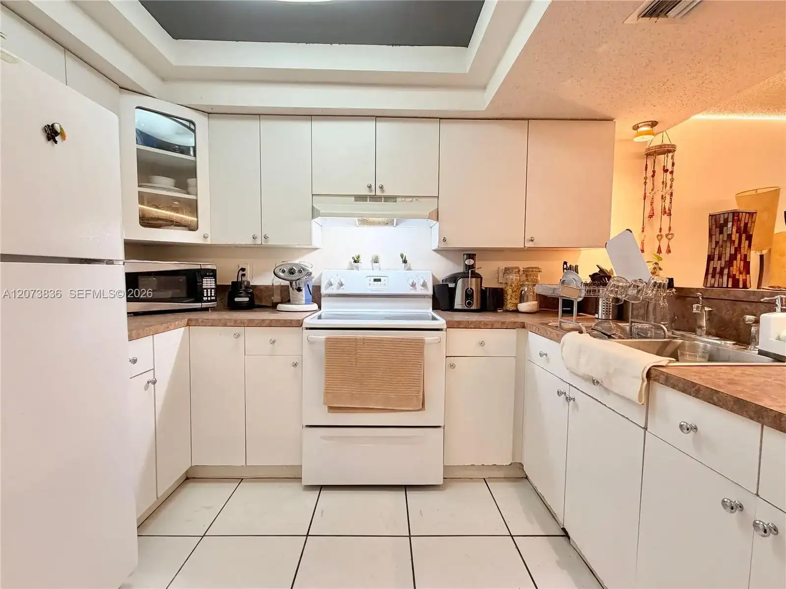 3730 Inverrary Dr # 1G, Lauderhill FL 33319