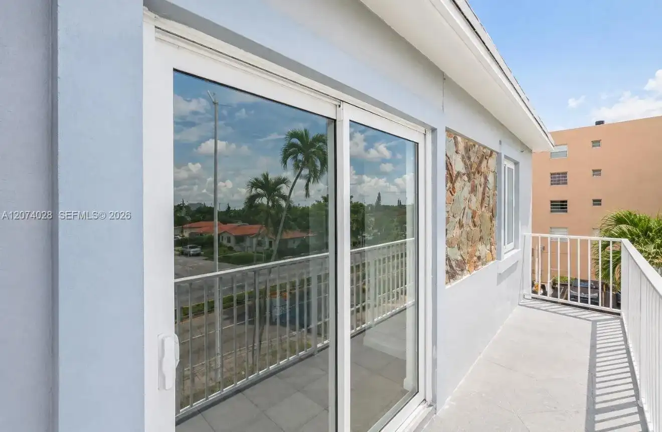 6080 W Flagler St # 24, Miami FL 33144
