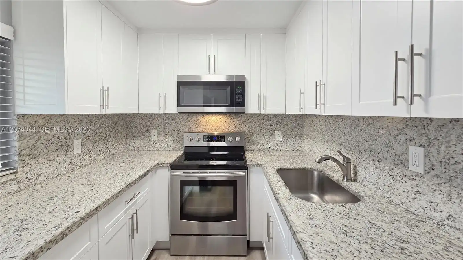 50 W 28th St # 54, Hialeah FL 33010