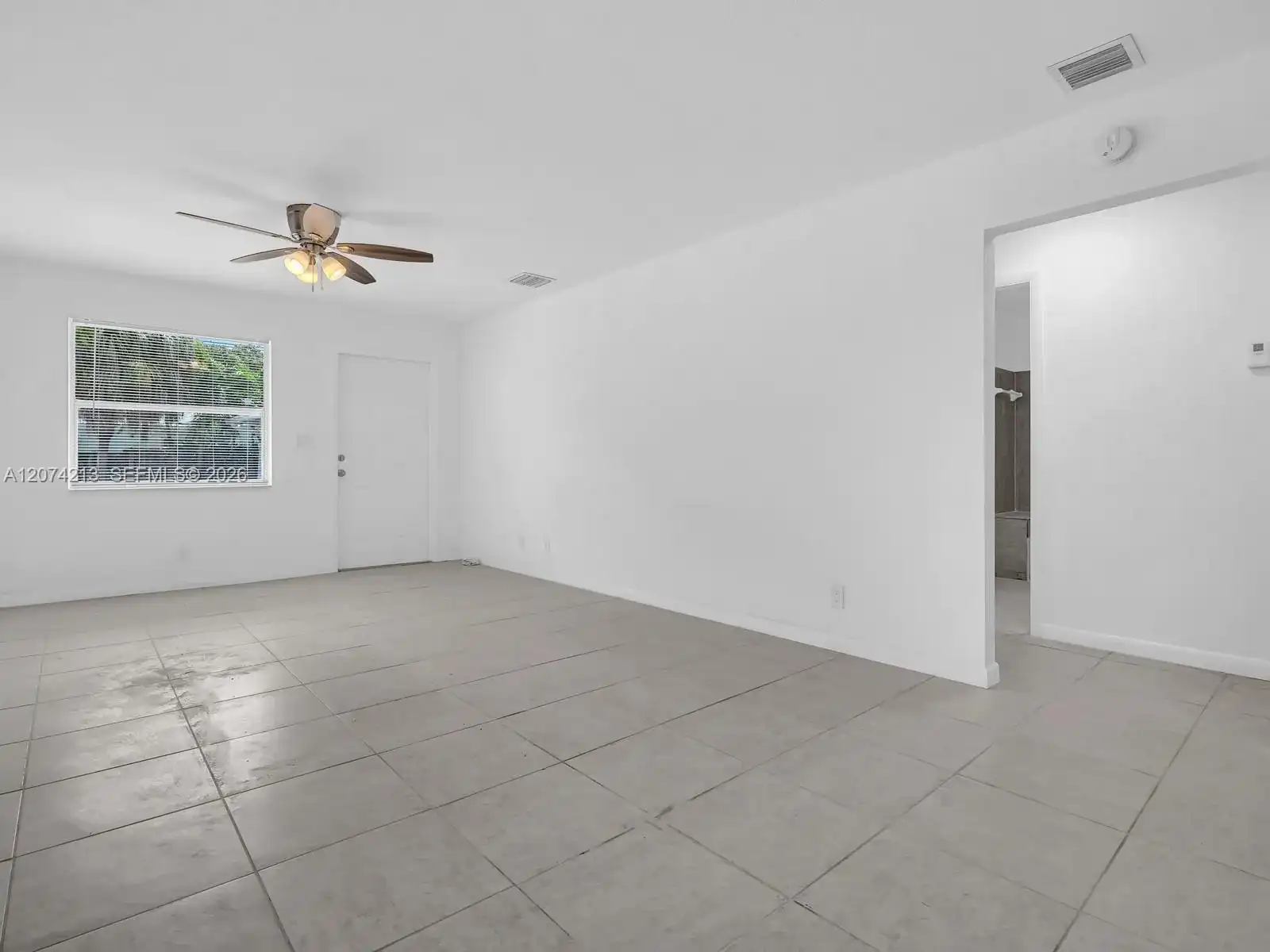 241 NW 40th St # 3, Oakland Park FL 33309