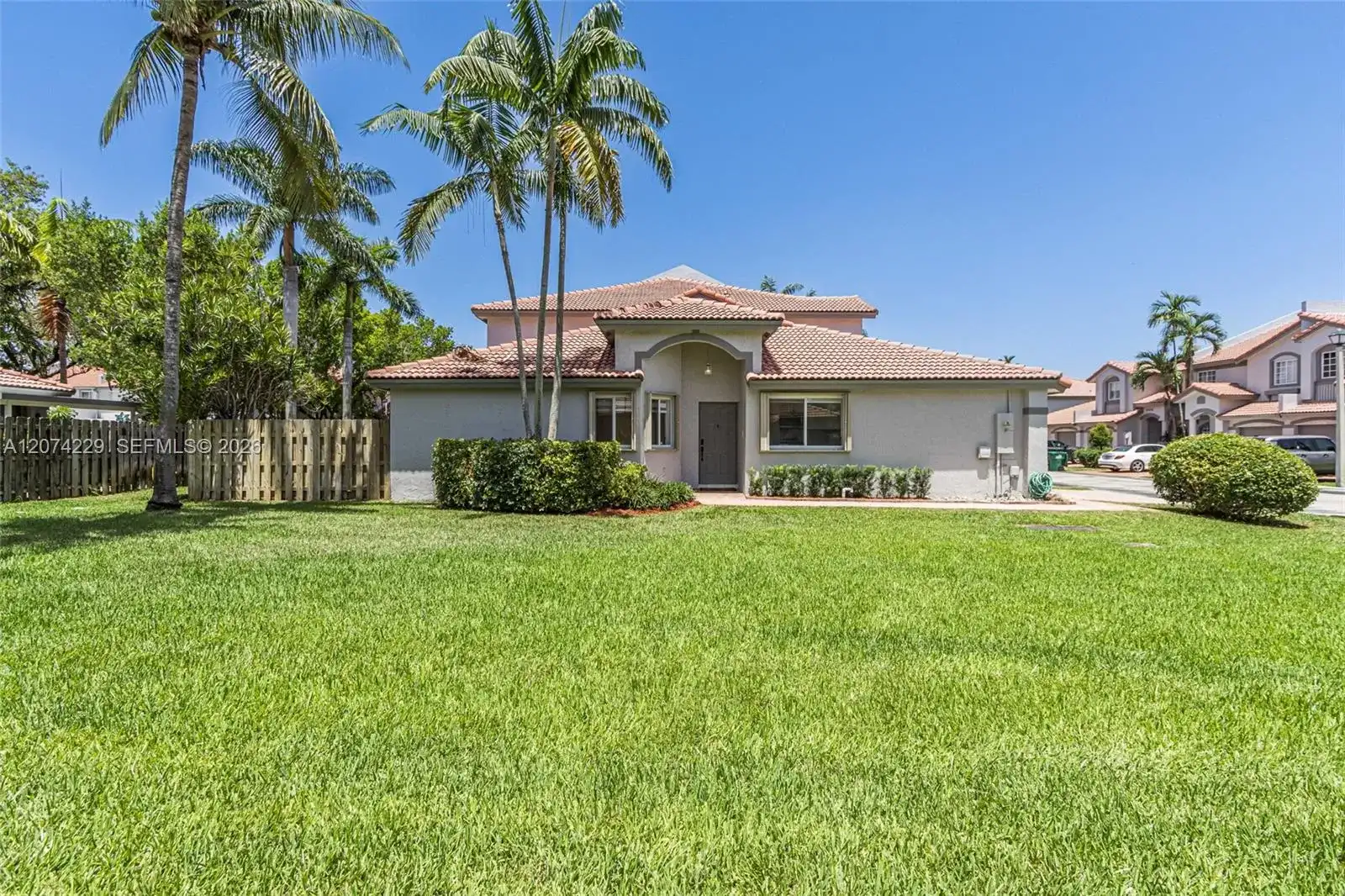 5118 NW 115th Ct, Doral FL 33178
