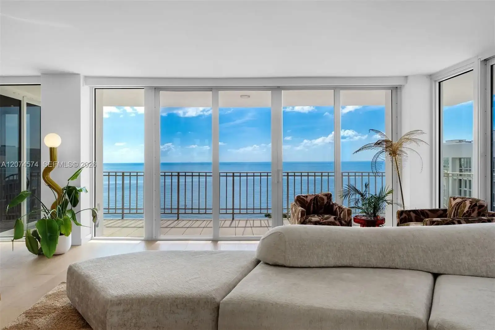 881 Ocean Dr # 10A, Key Biscayne FL 33149