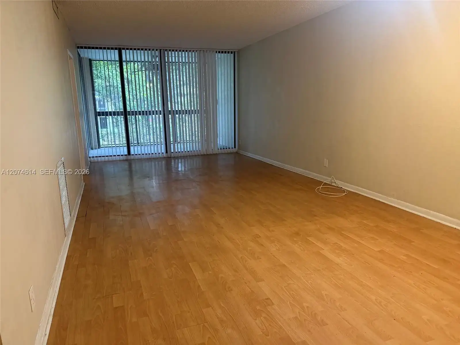 3100 Riverside Dr # 105, Coral Springs FL 33065