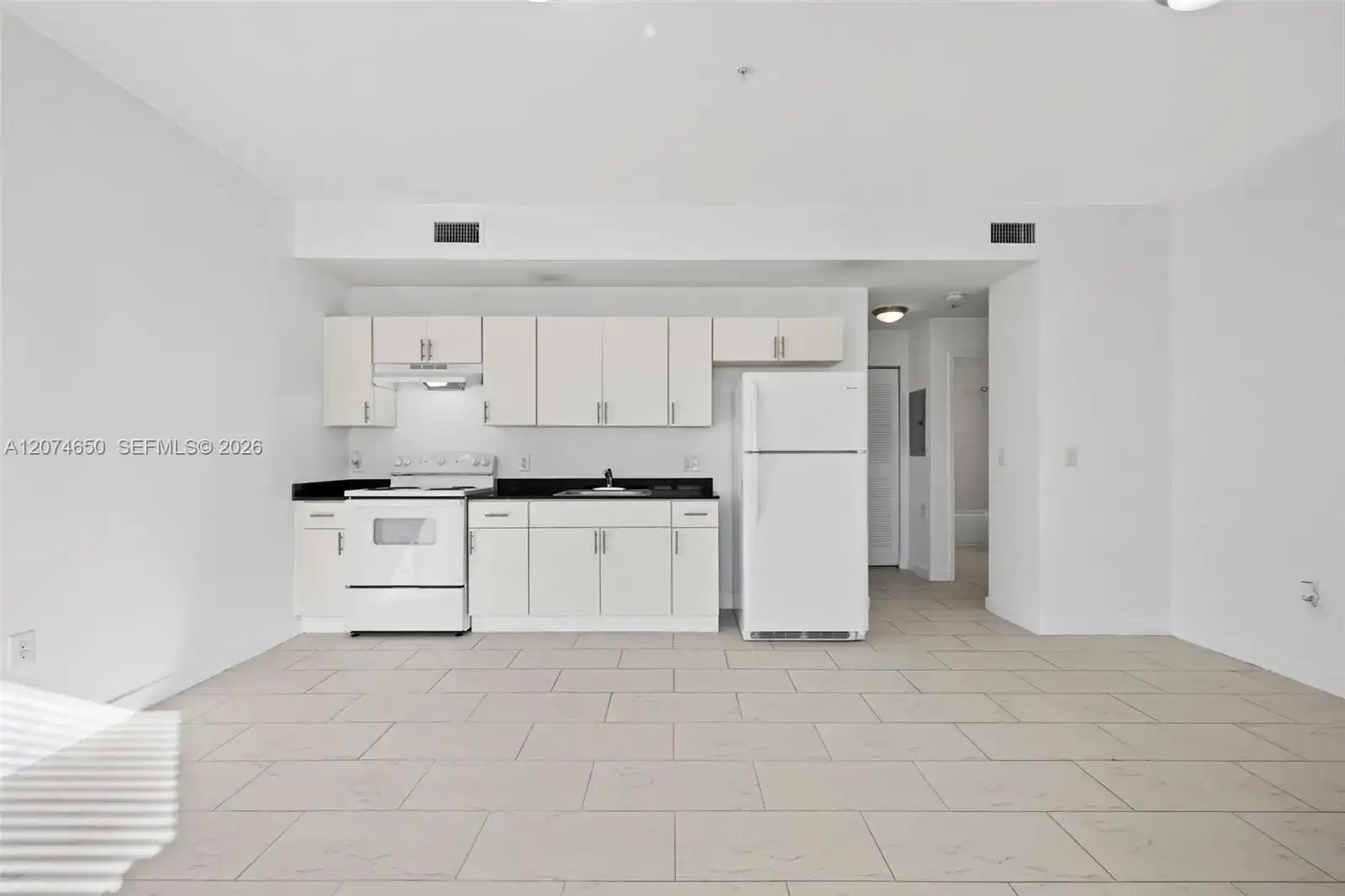 405 E 7th St # 203, Hialeah FL 33010
