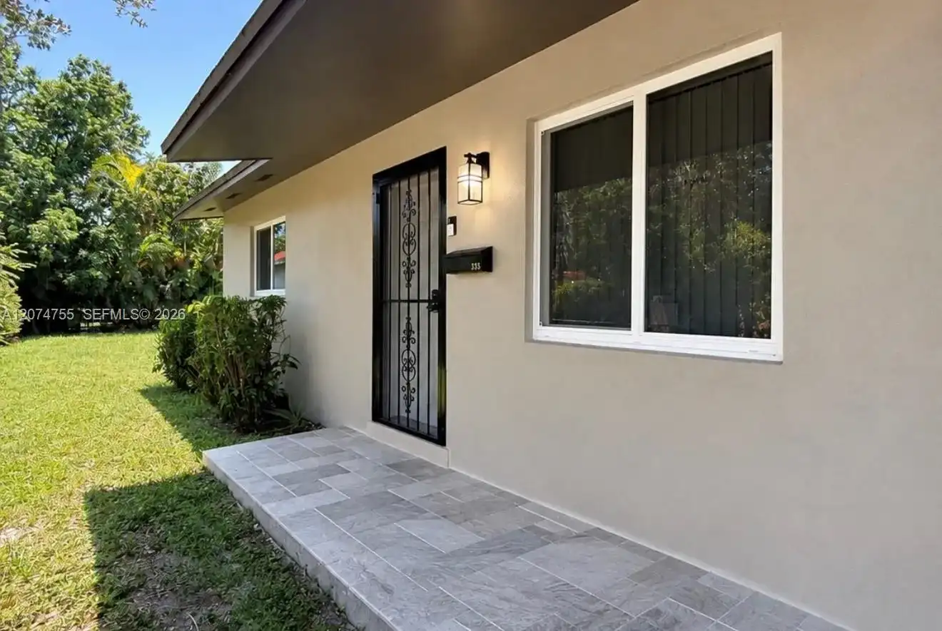 336 NW 53rd St # 1, Miami FL 33127