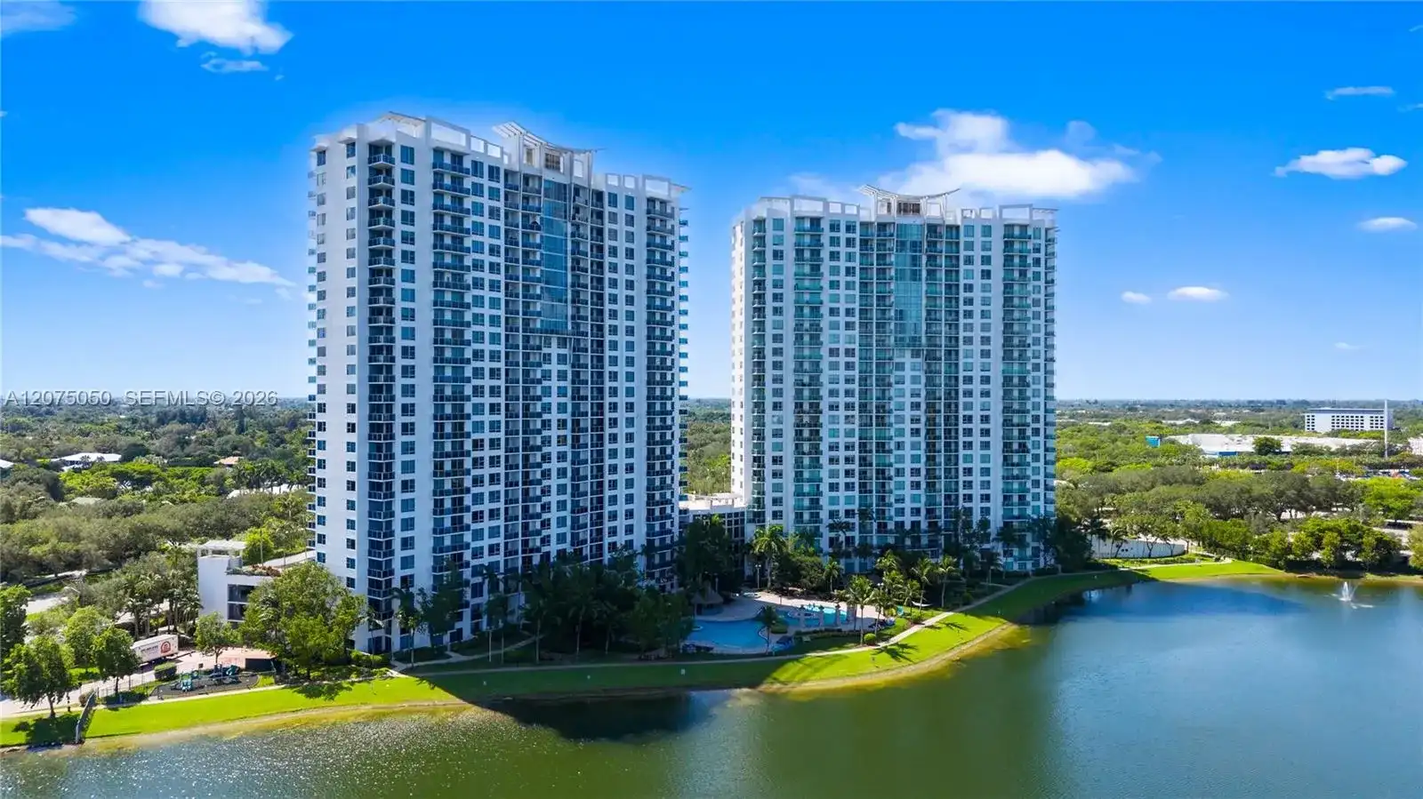 2641 N Flamingo Rd # 905N, Sunrise FL 33323