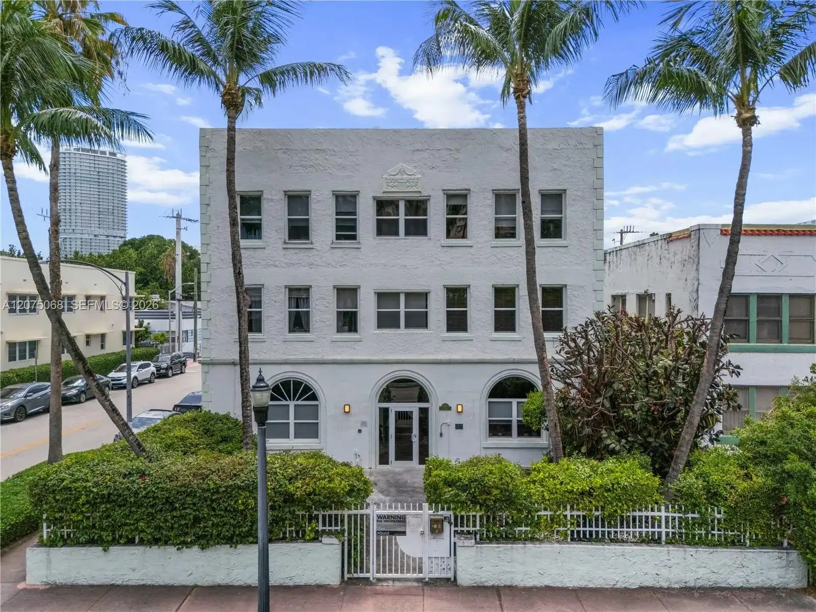 802 Euclid Ave # 305, Miami Beach FL 33139