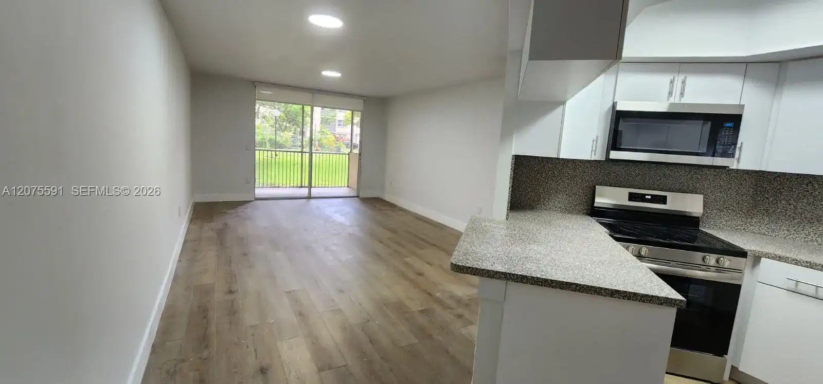 8363 Lake Dr # 108, Doral FL 33166