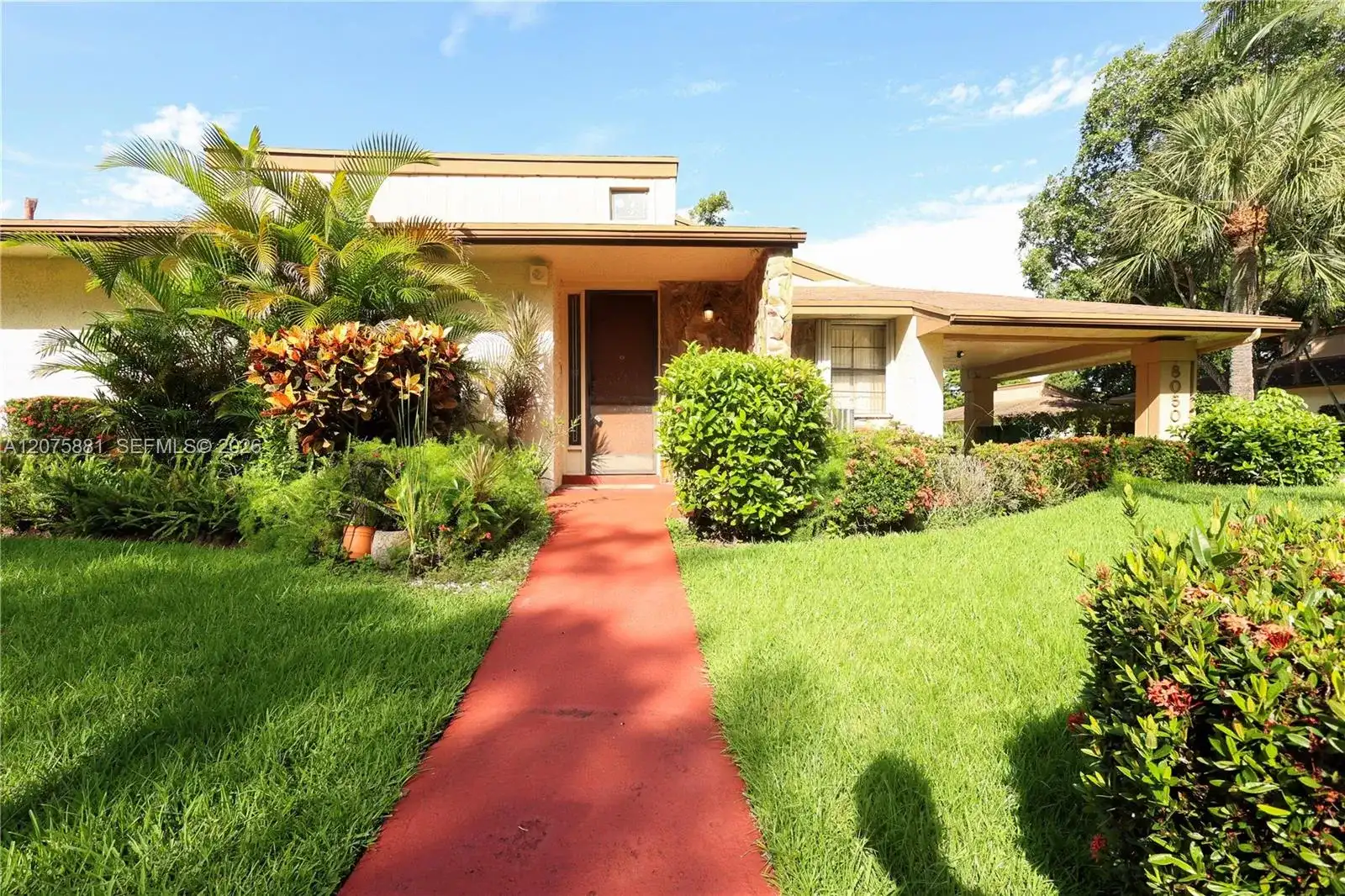 8050 Palmetto Palm Cir # 55, Tamarac FL 33321