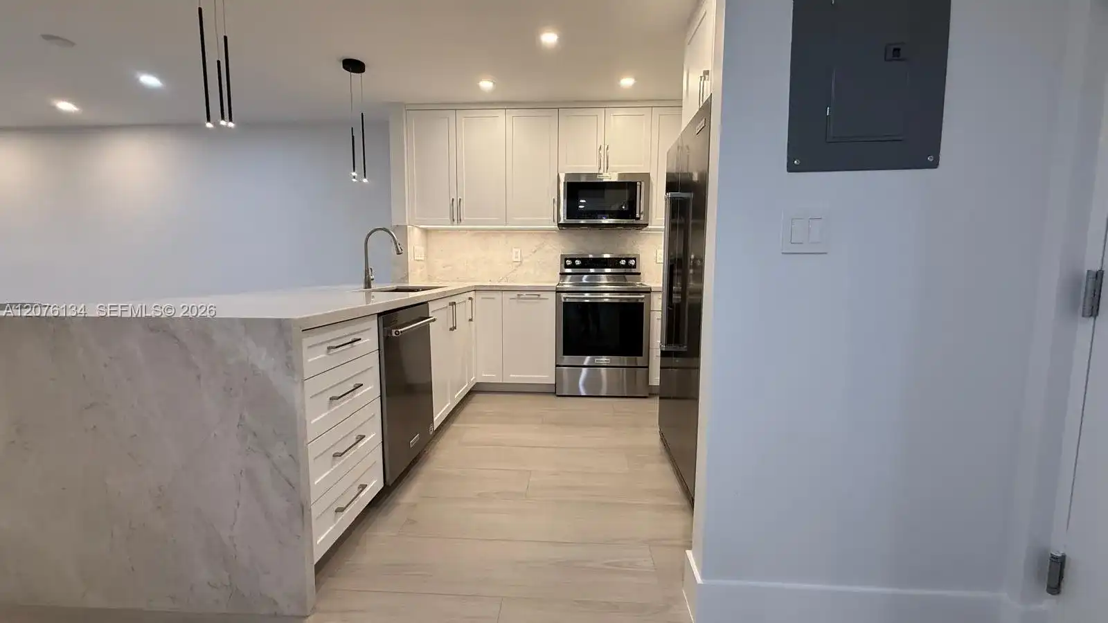 7840 Camino Real # 405, Miami FL 33143