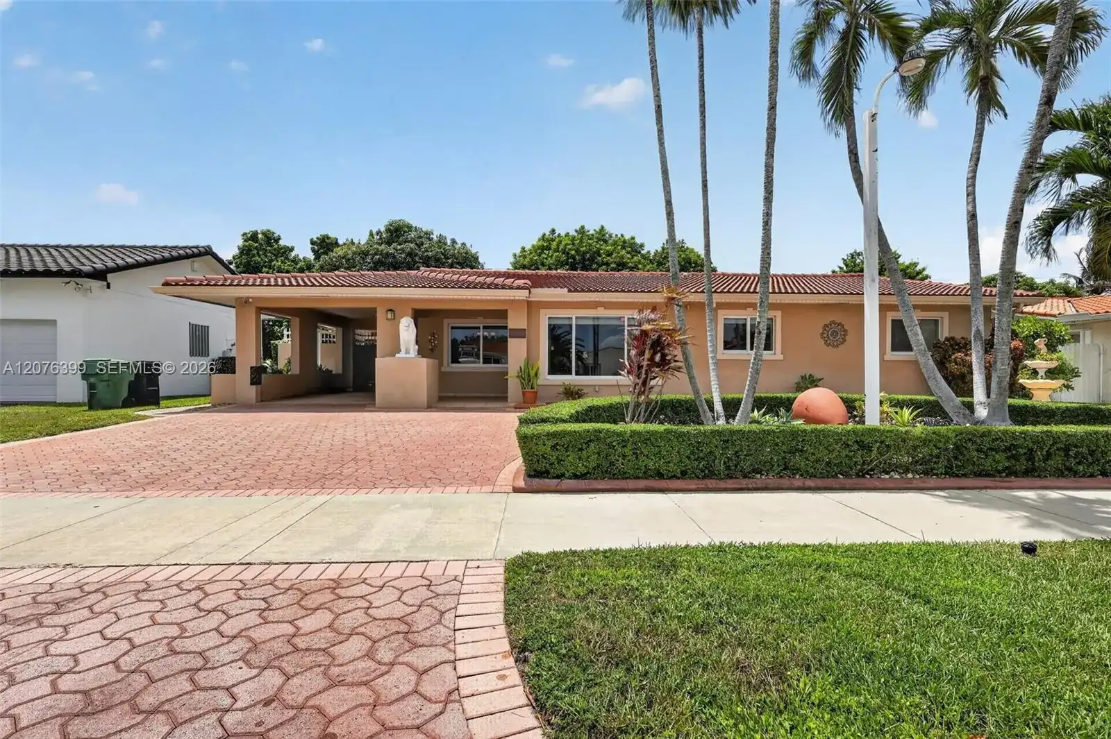 8936 SW 11th St, Miami FL 33174