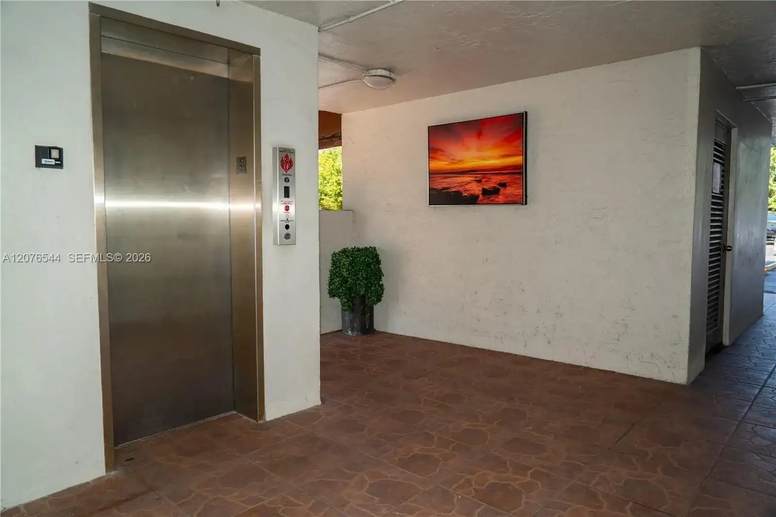 854 NW 87th Ave # 405, Miami FL 33172