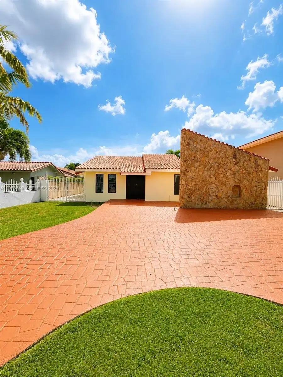 3011 SW 117th Ave, Miami FL 33175