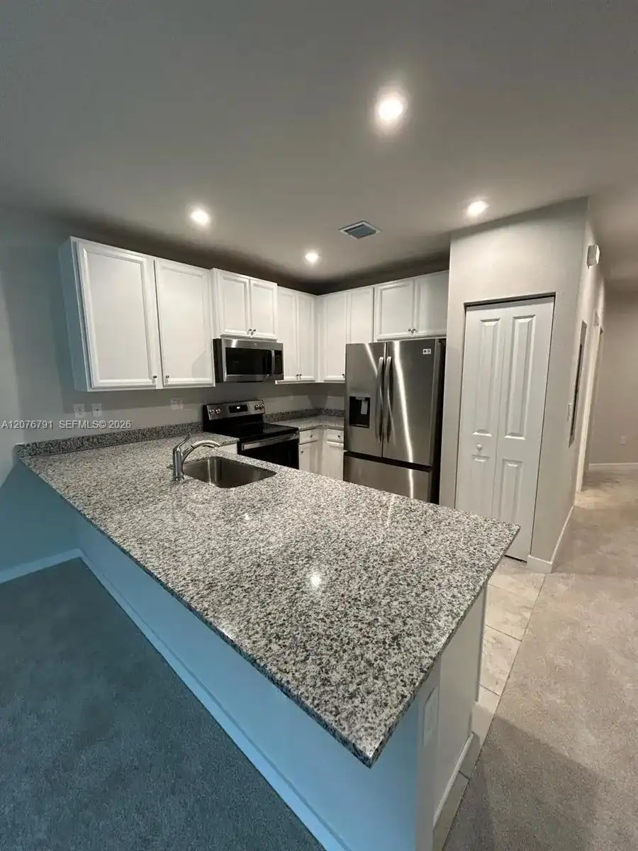 446 NW 11th Ave # 446, Florida City FL 33034