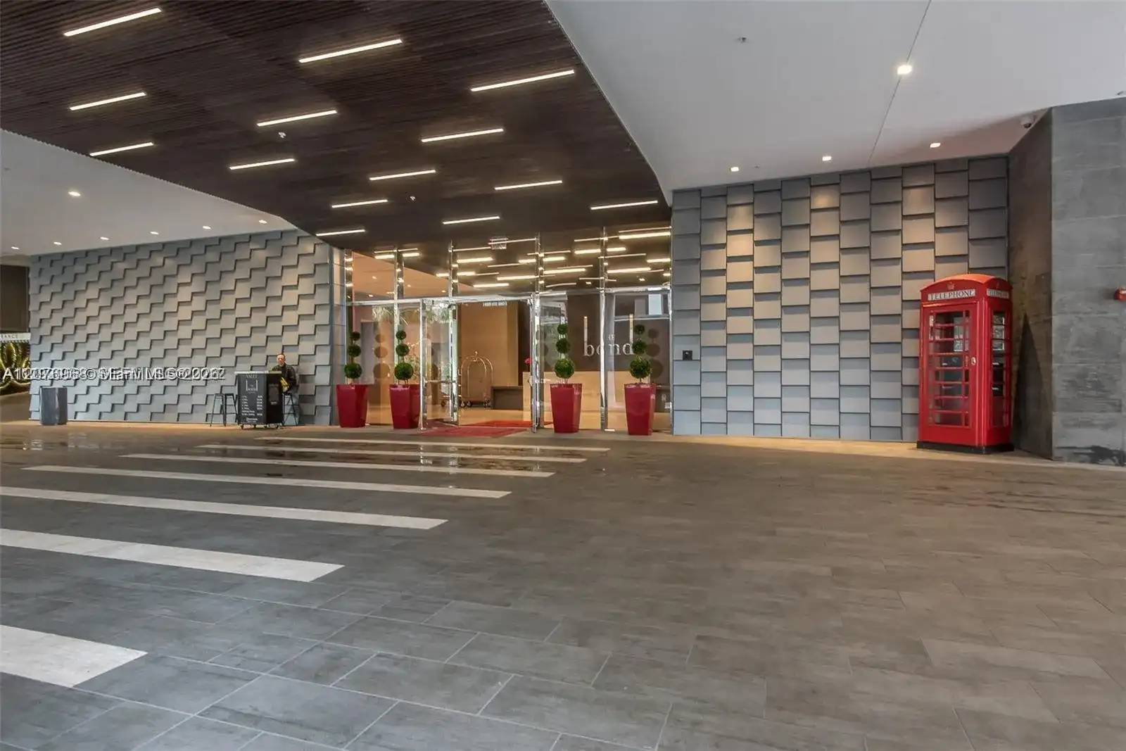 1080 Brickell Ave # 4201, Miami FL 33131