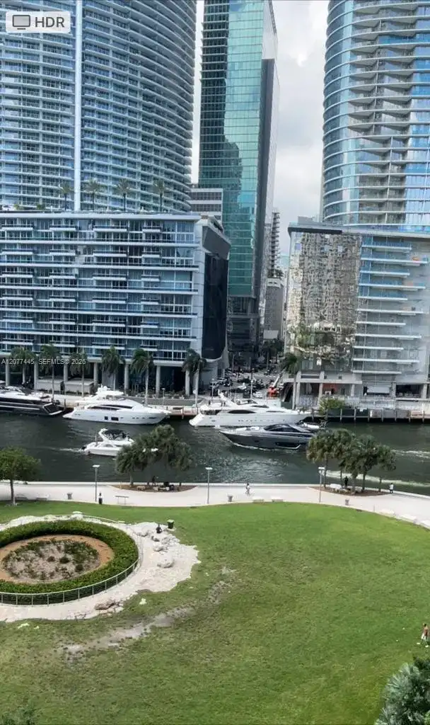 475 Brickell Ave # 808, Miami FL 33131
